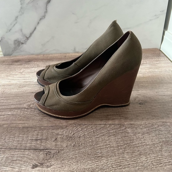 Michael Kors Green Canvas and Leather Peep Toe Wedges - Picture 3 of 6